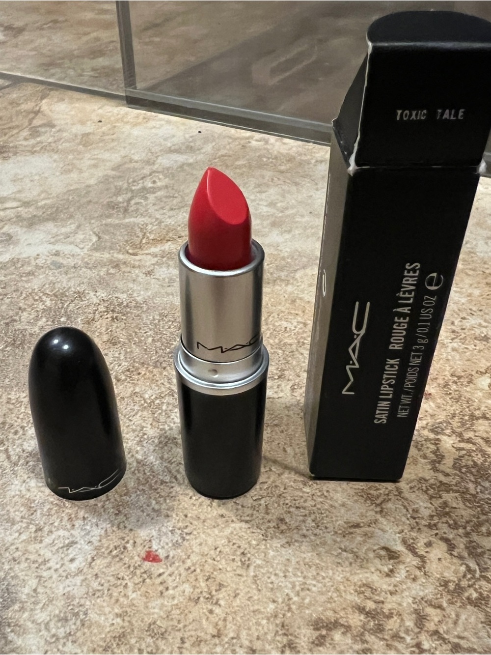 MAC Cosmetics Lipstick in Bright Red - Toxic Tale